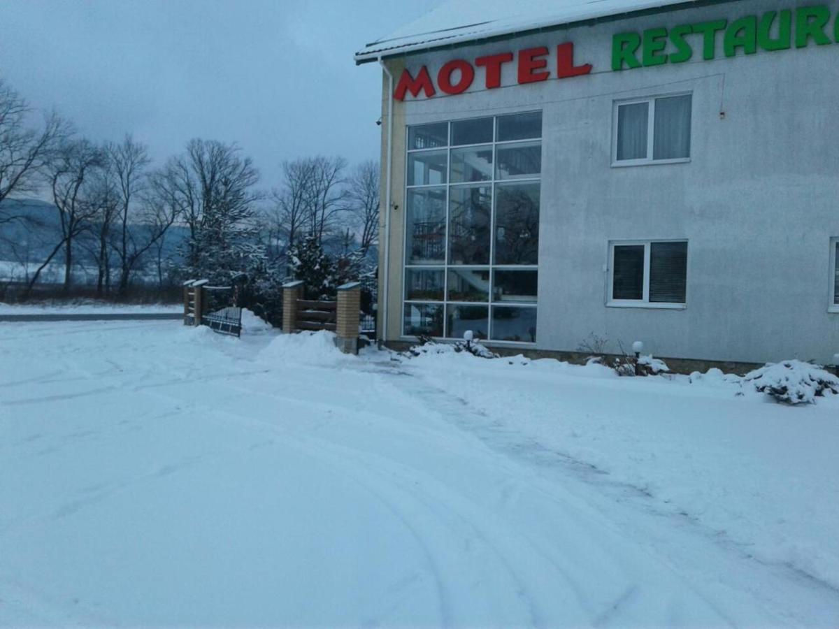 Karpaty Viking Motel Nizhneye Sinevidnoye Eksteriør bilde